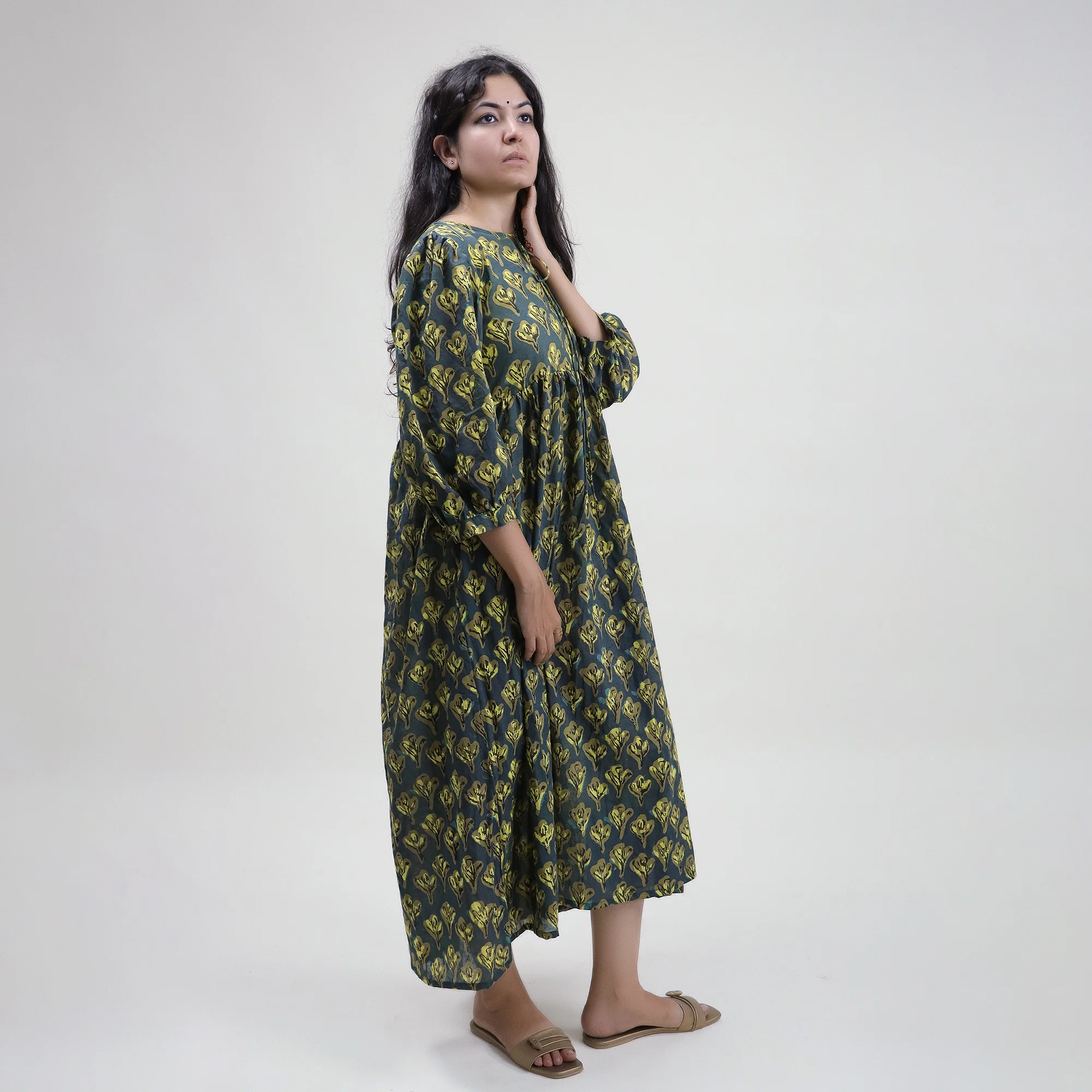Beautiful Floral Cotton Midi Outfit for Womens - Image 4