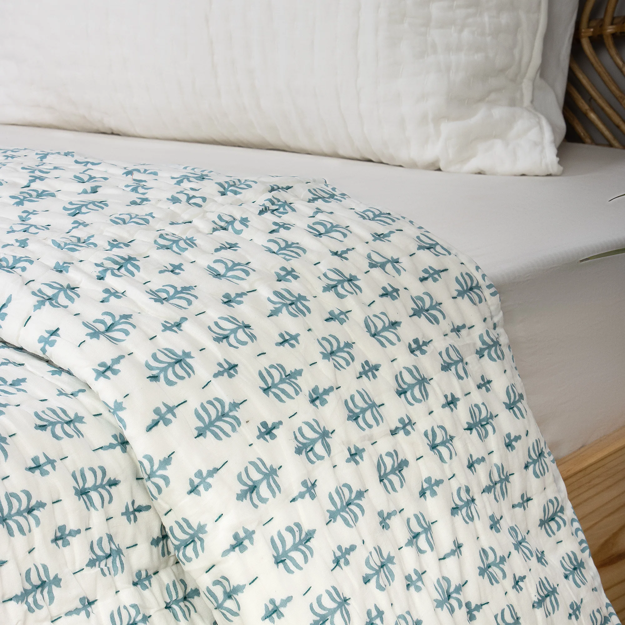 Booti Handmade Indian Cotton Kantha Quilt Blanket - Image 2