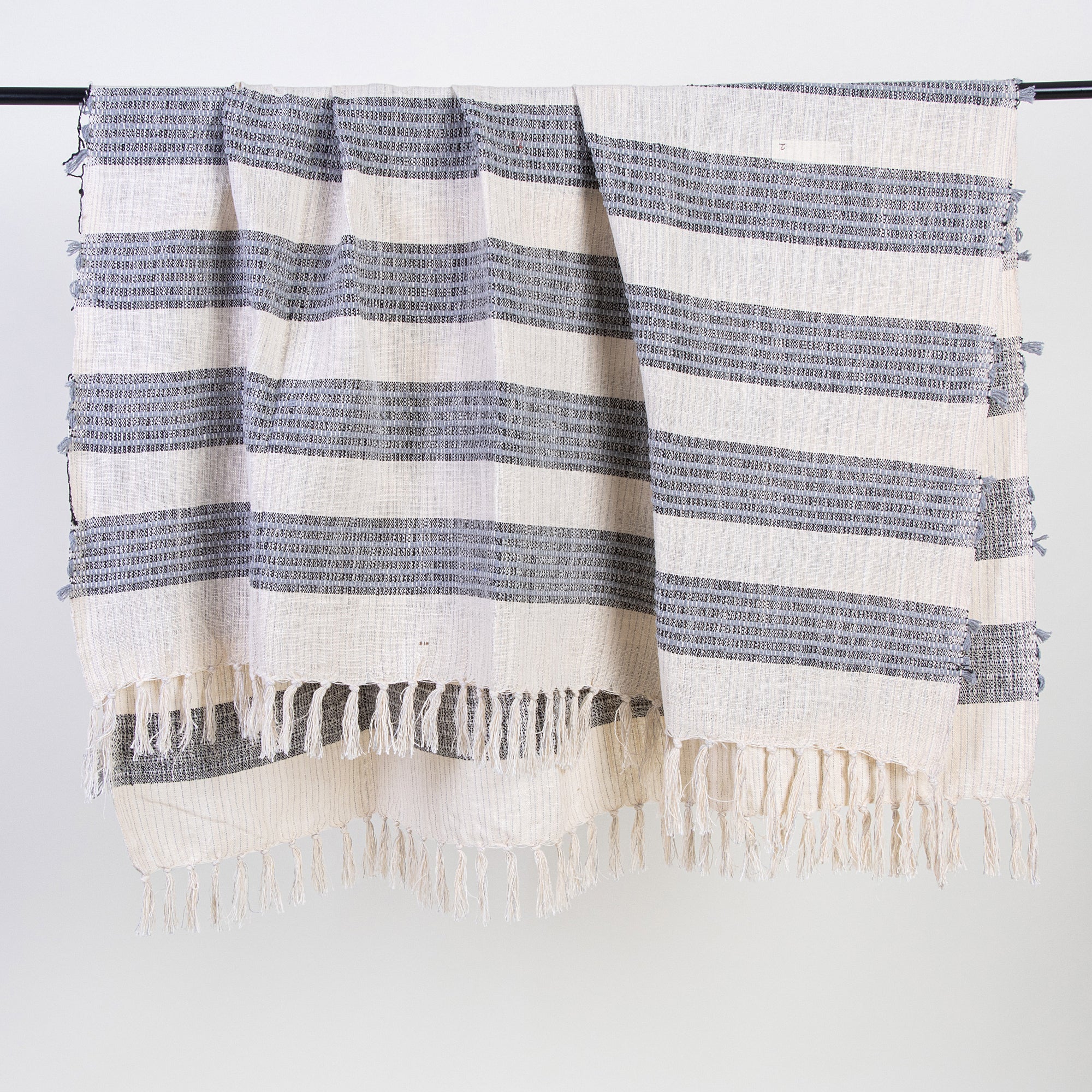 Organic Cotton Woven Throw Blanket for Sofas - Image 4