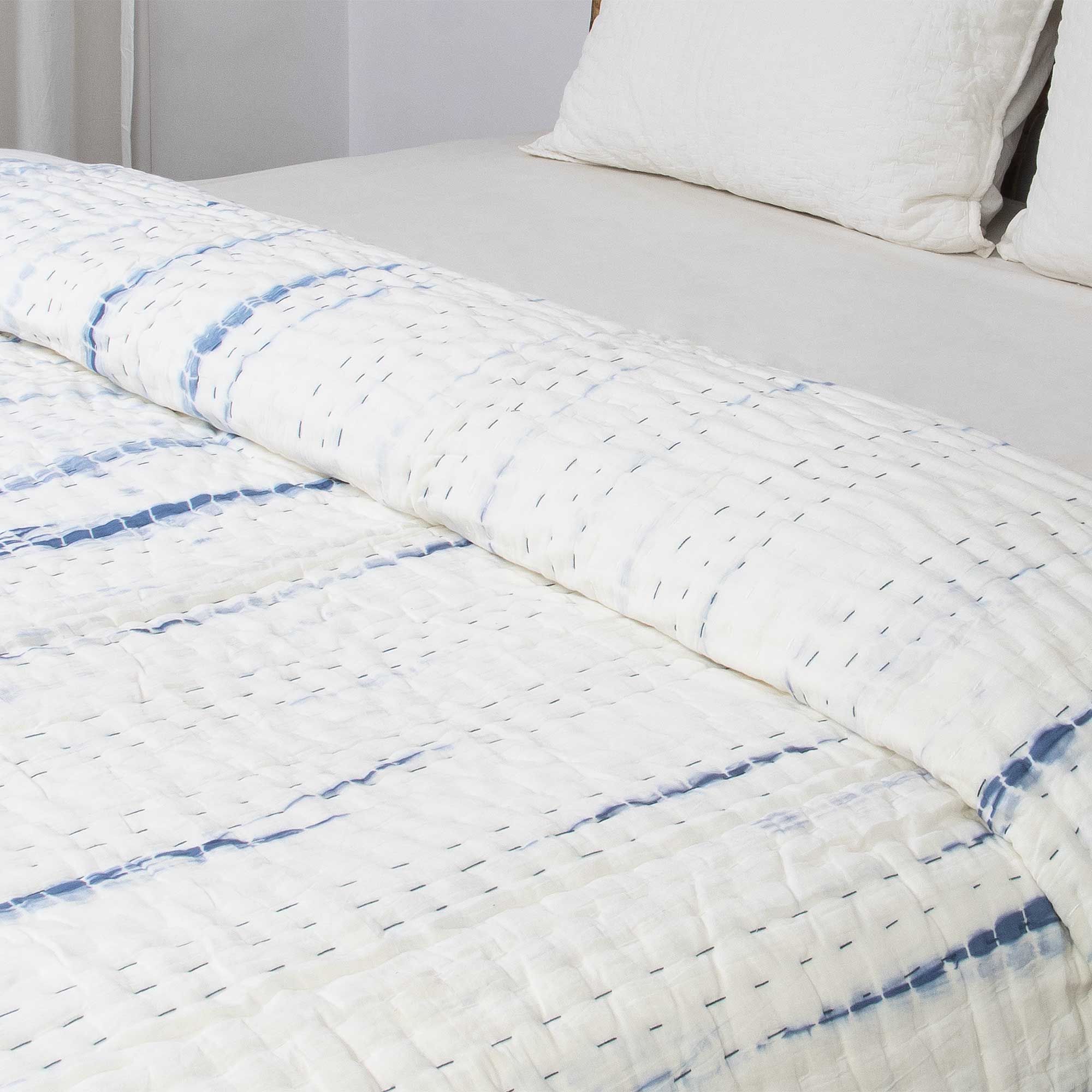 Blue Tie Dye Cotton Kantha Quilt Blanket - Image 7