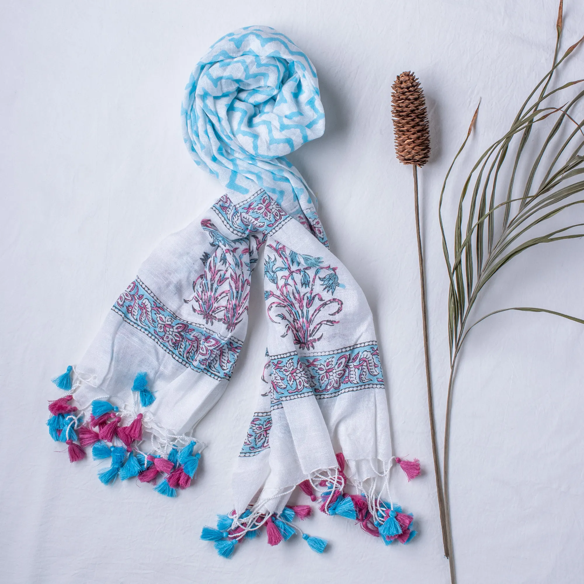 Modern Multicolor Hand Block Printed Women's Daily use Cotton Stole - Image 3