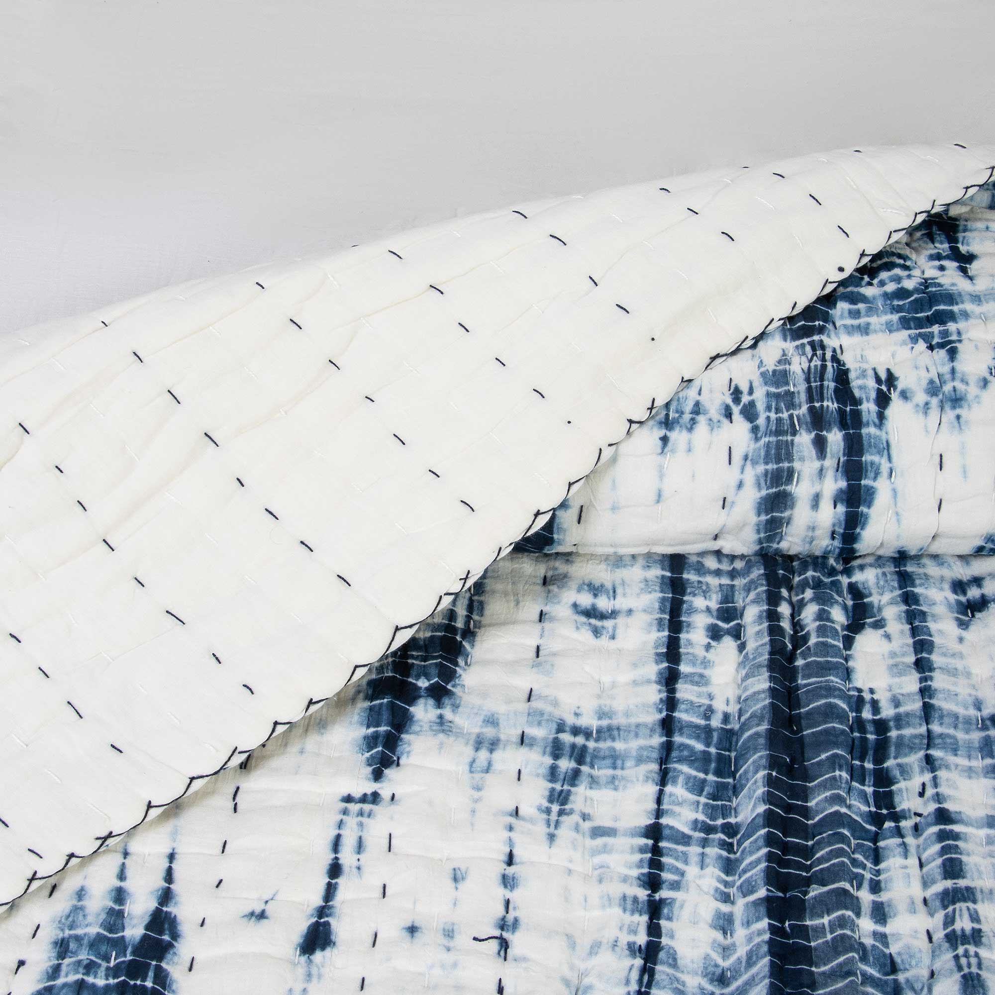 Cotton Kantha Tie Dye Quilt Blanket - Image 3