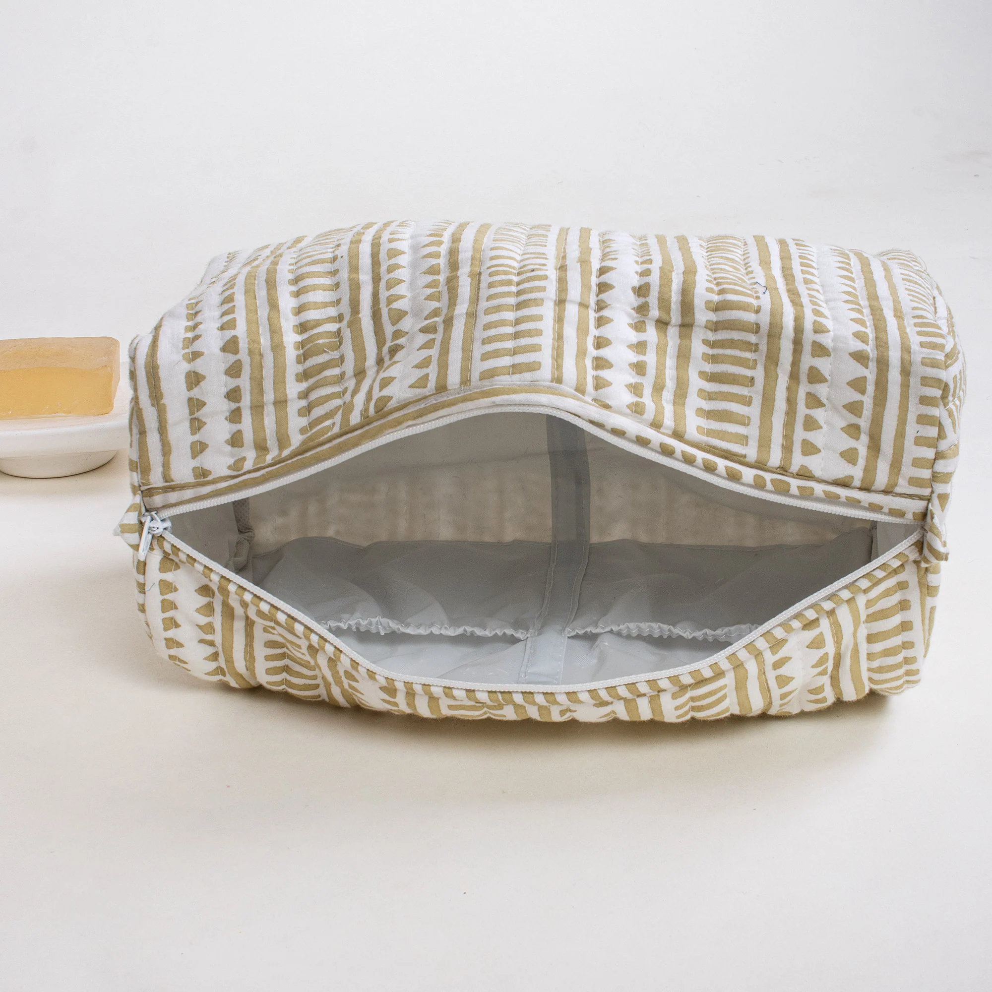 Set of 3 Hand Block Striped Cotton Women's Toiletry Bag with Pockets - Image 4
