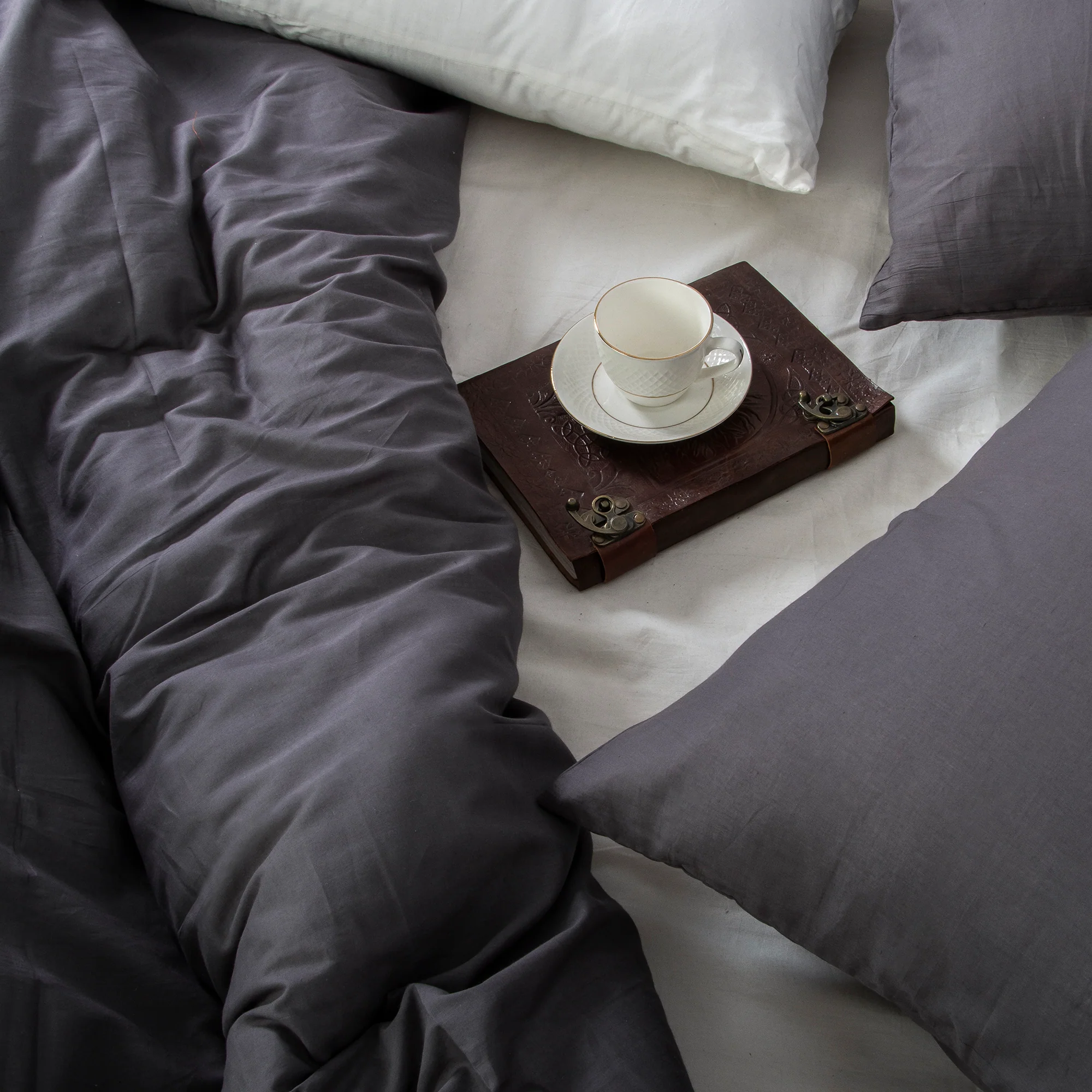 Exclusive Solid Handcrafted Pure Cotton Duvet Cover - Image 3
