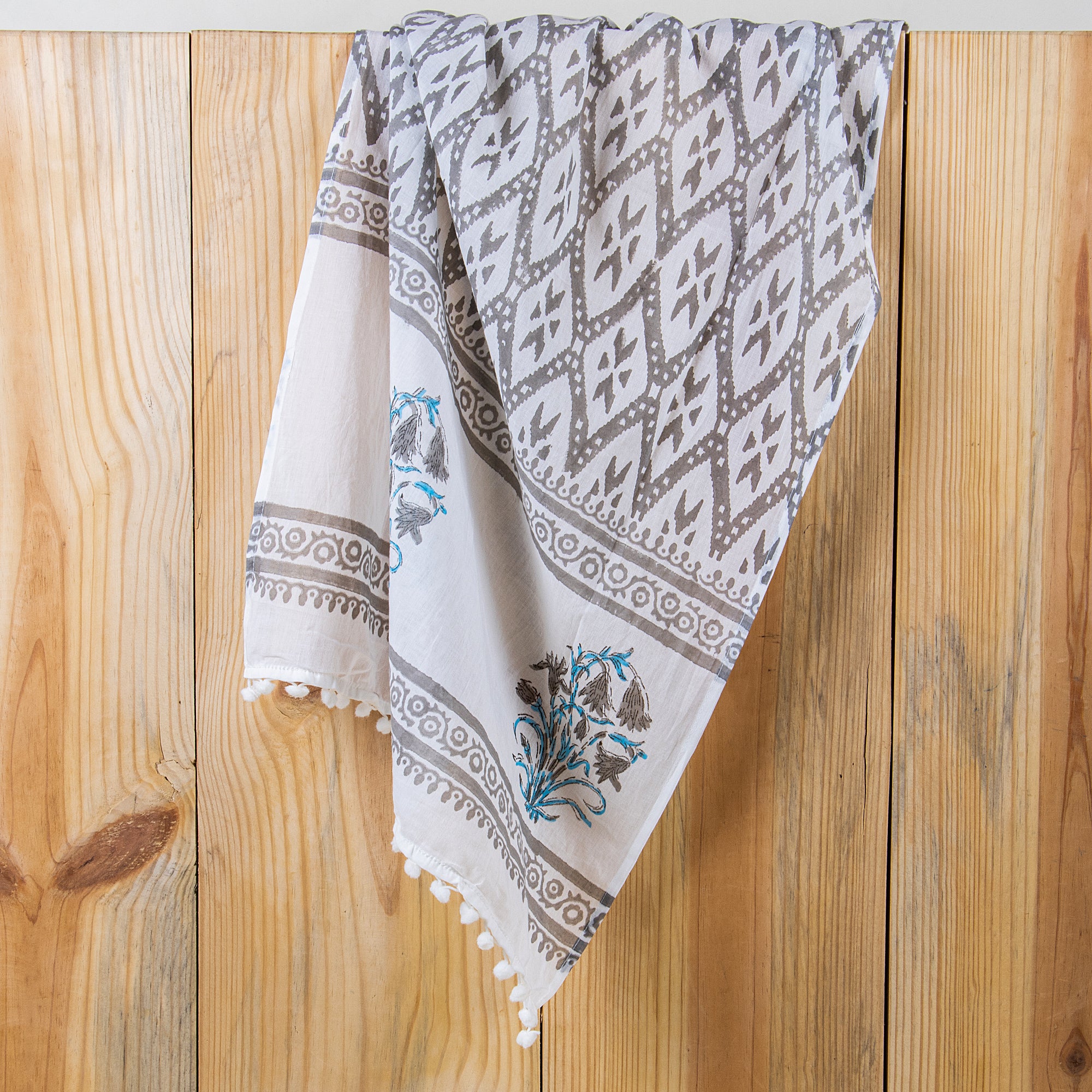 Indian Women's Floral Handmade Block Printed Cotton Dupatta - Image 5