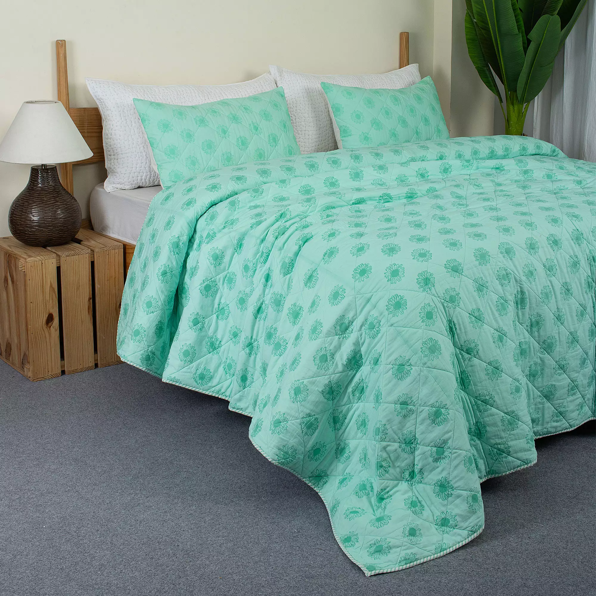 Indian Green Floral Block Printed Cotton Reversible Machine Quilt