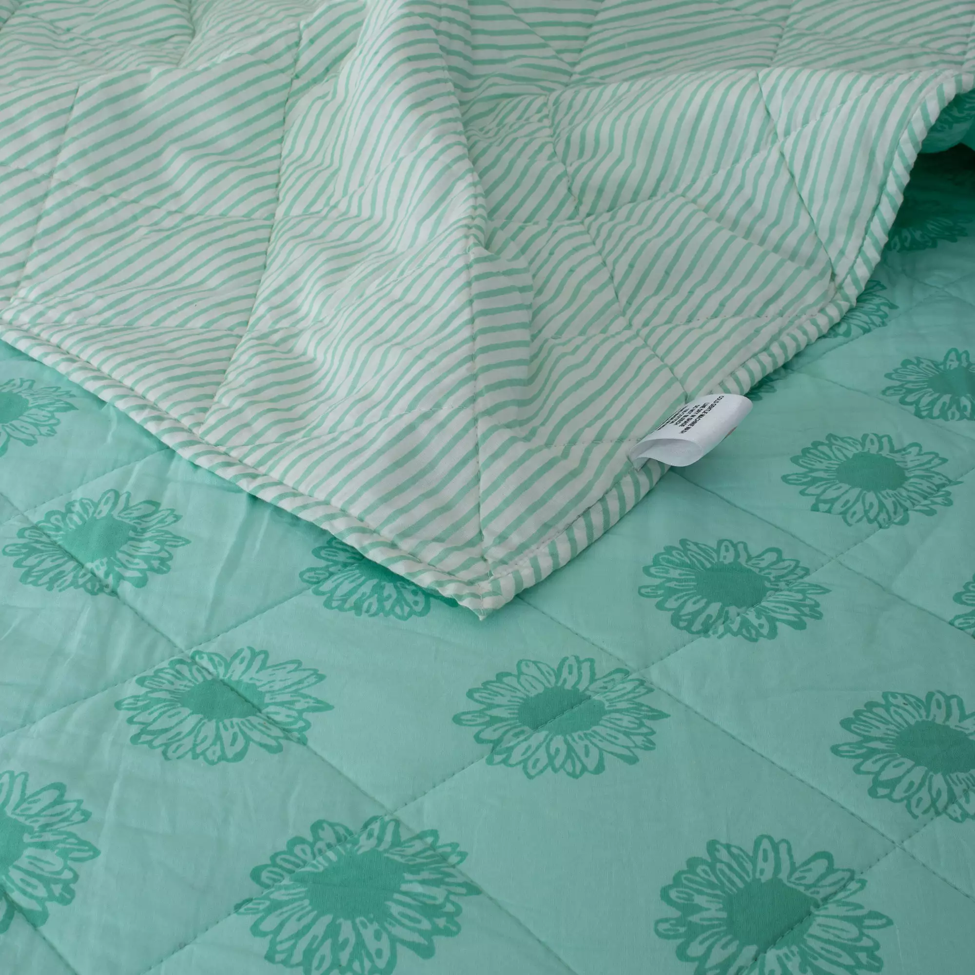 Indian Green Floral Block Printed Cotton Reversible Machine Quilt - Image 4