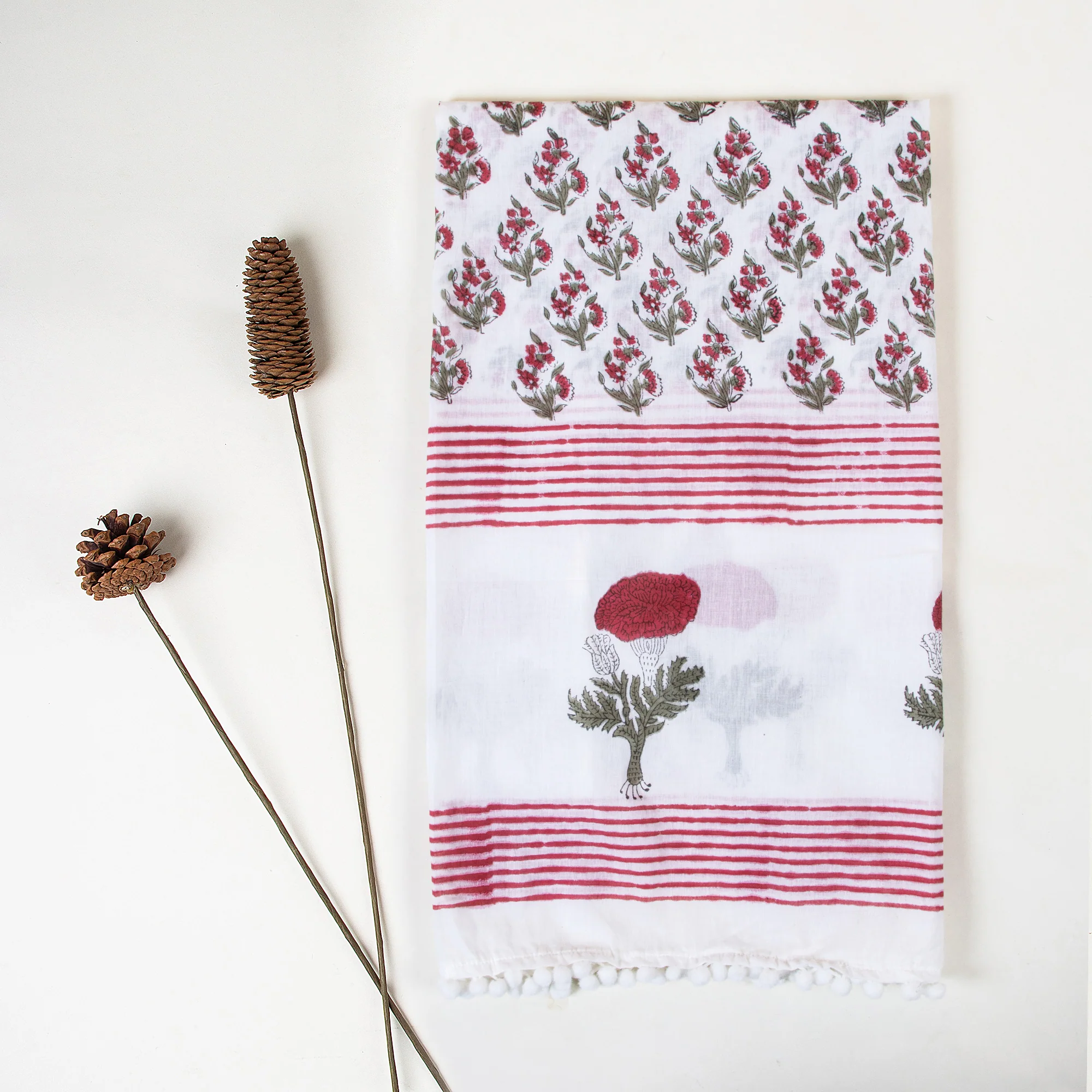 Beautiful Floral Women's Hand Block Printed Cotton Stole - Image 2