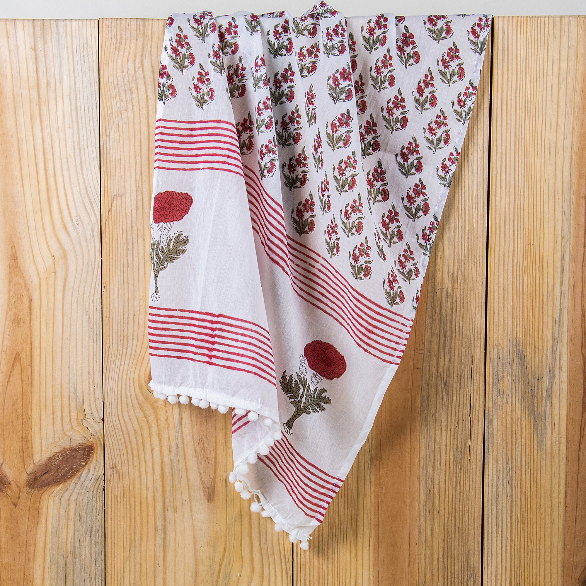 Beautiful Floral Women's Hand Block Printed Cotton Stole - Image 5