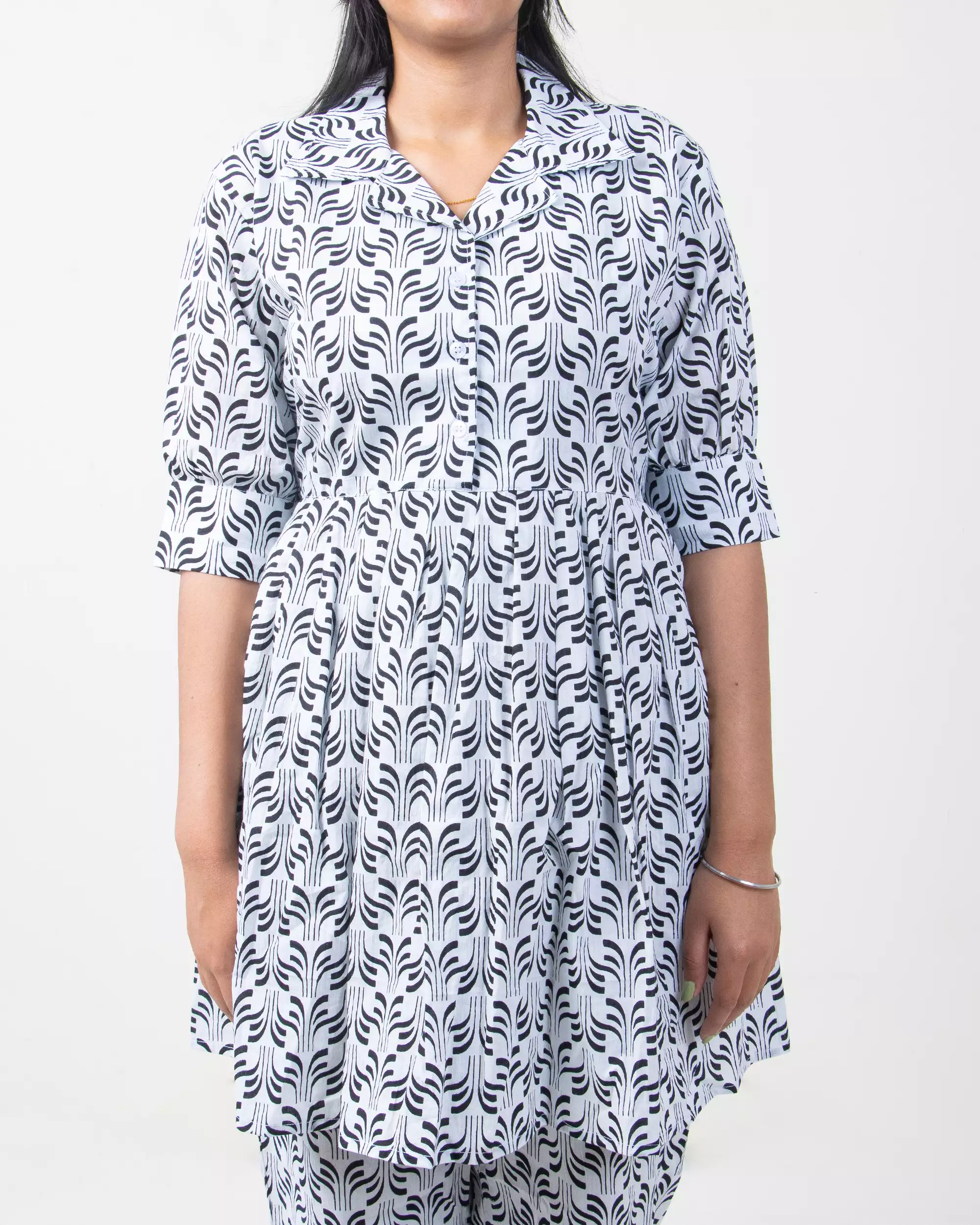 Hand Block Printed Cotton Shirt with Short and Pajama Cord Set - Image 4