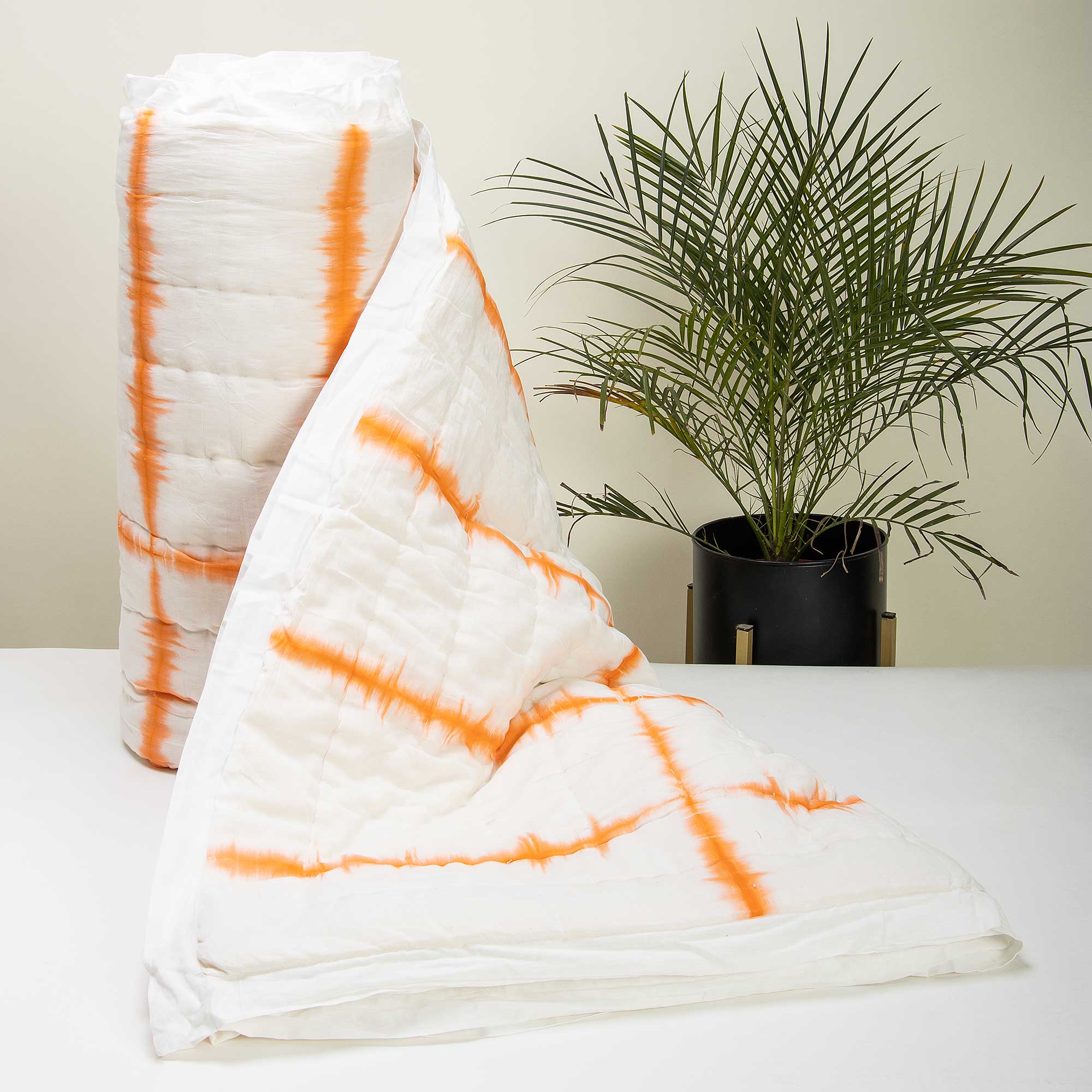 Hand Dyed Tie Dye Orange Striped Jaipuri Cotton Rajai - Image 4