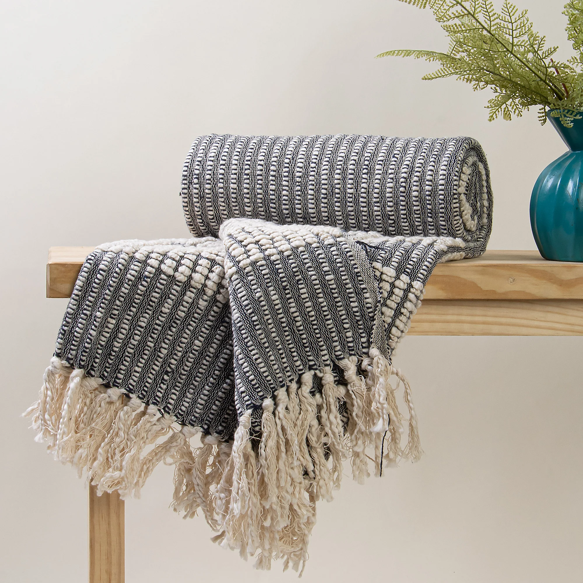 Pure Cotton Woven Throw Blanket for Home Decor - Image 5