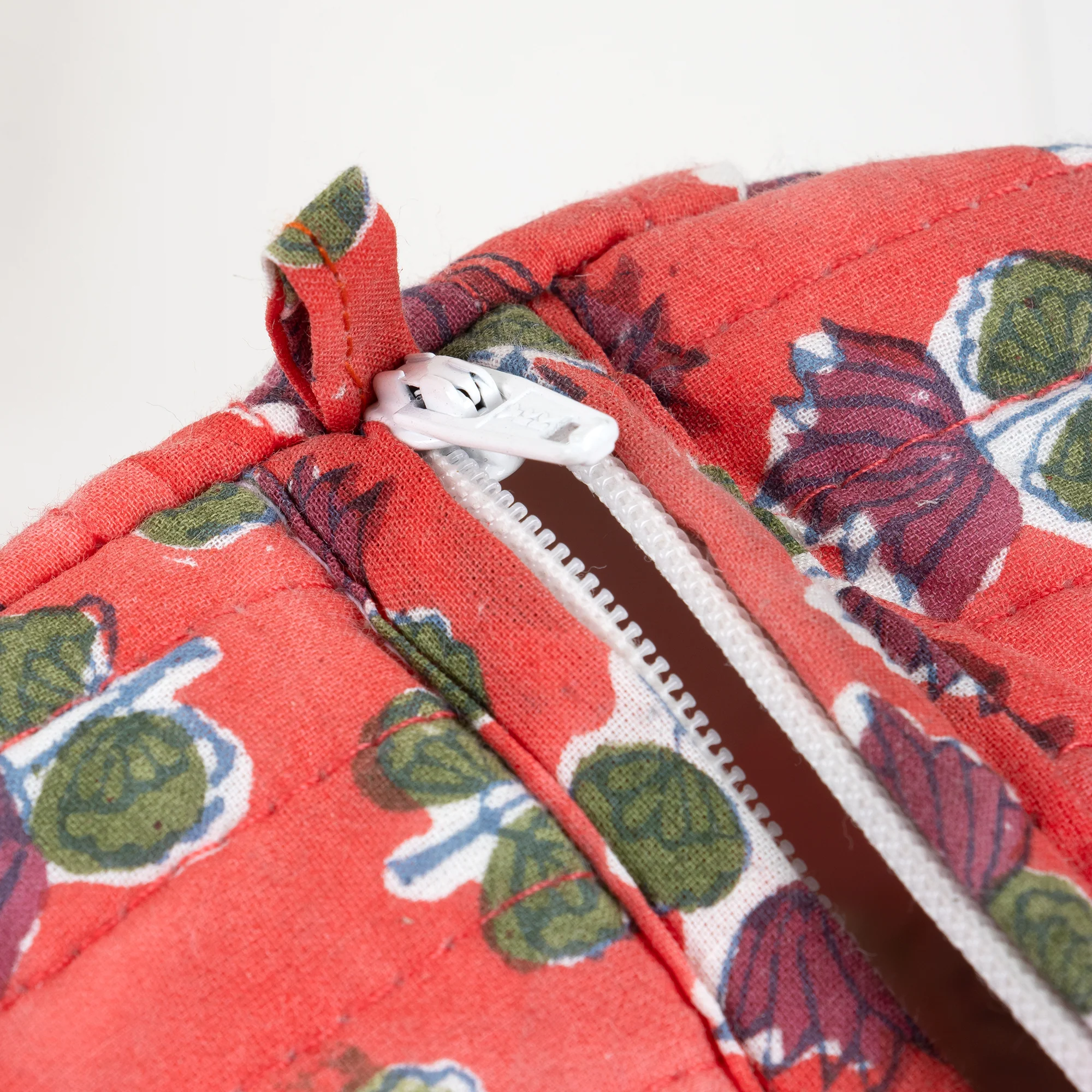 Handmade Block Print Floral Cotton Toiletry Cosmetics Bag Set of 3 - Image 5