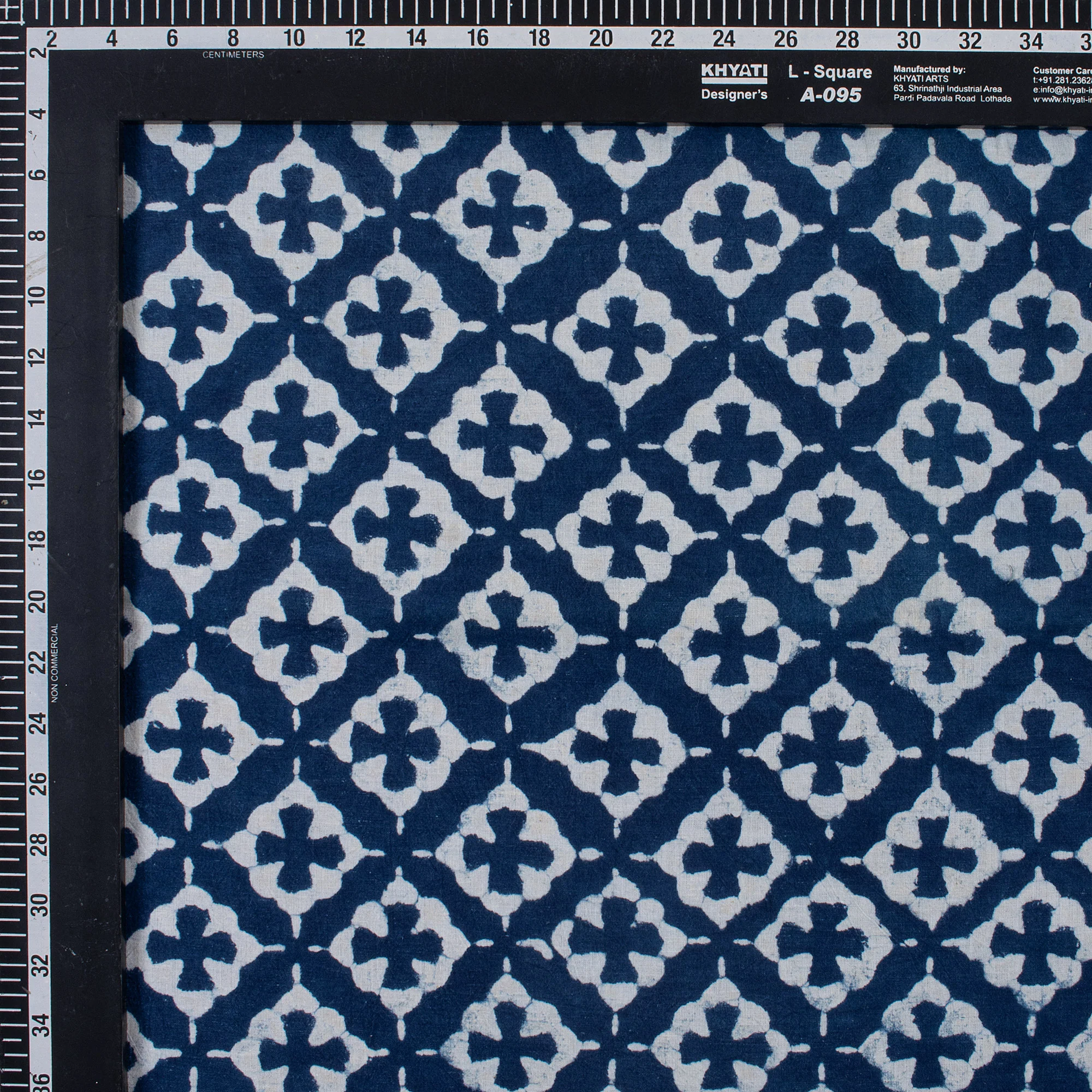 Handmade Blue Floral Printed Indigo Fabric - Image 3