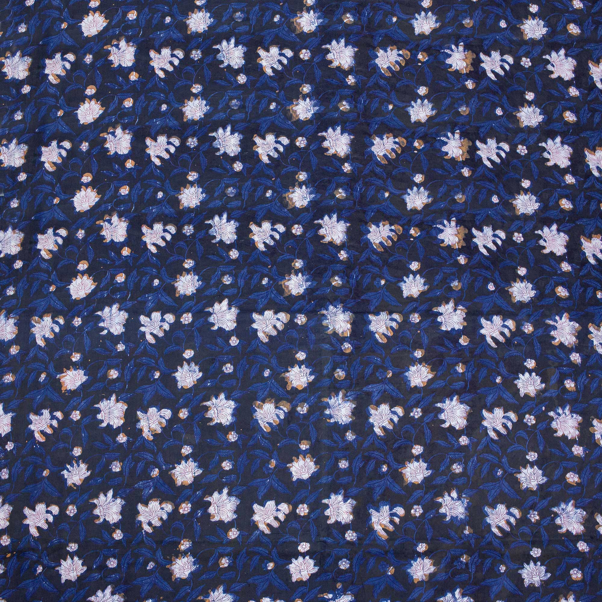 Handmade Floral Printed Dabu Fabric - Image 4