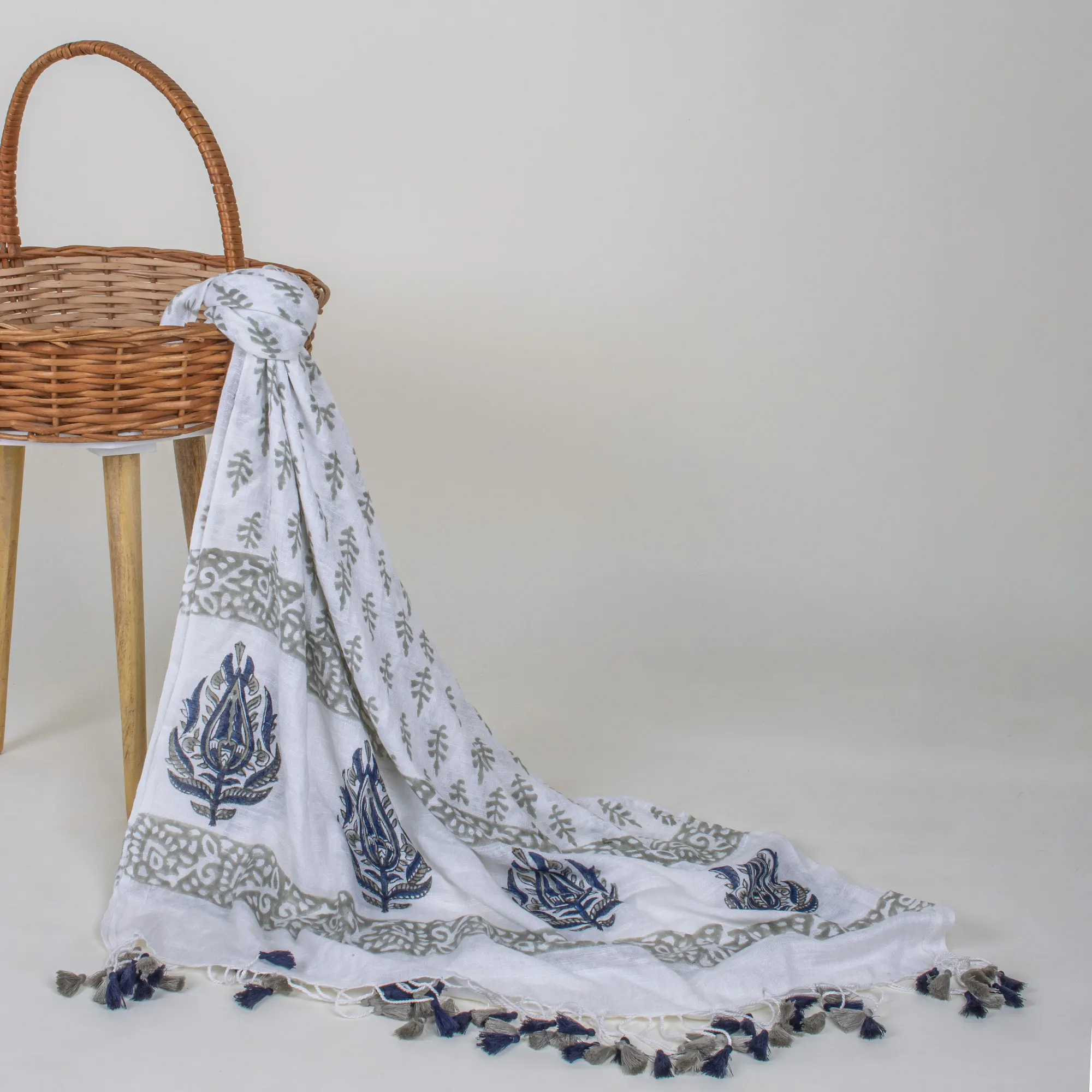 Indian Buti Handmade Women's Block Printed Pure Cotton Stoles - Image 6