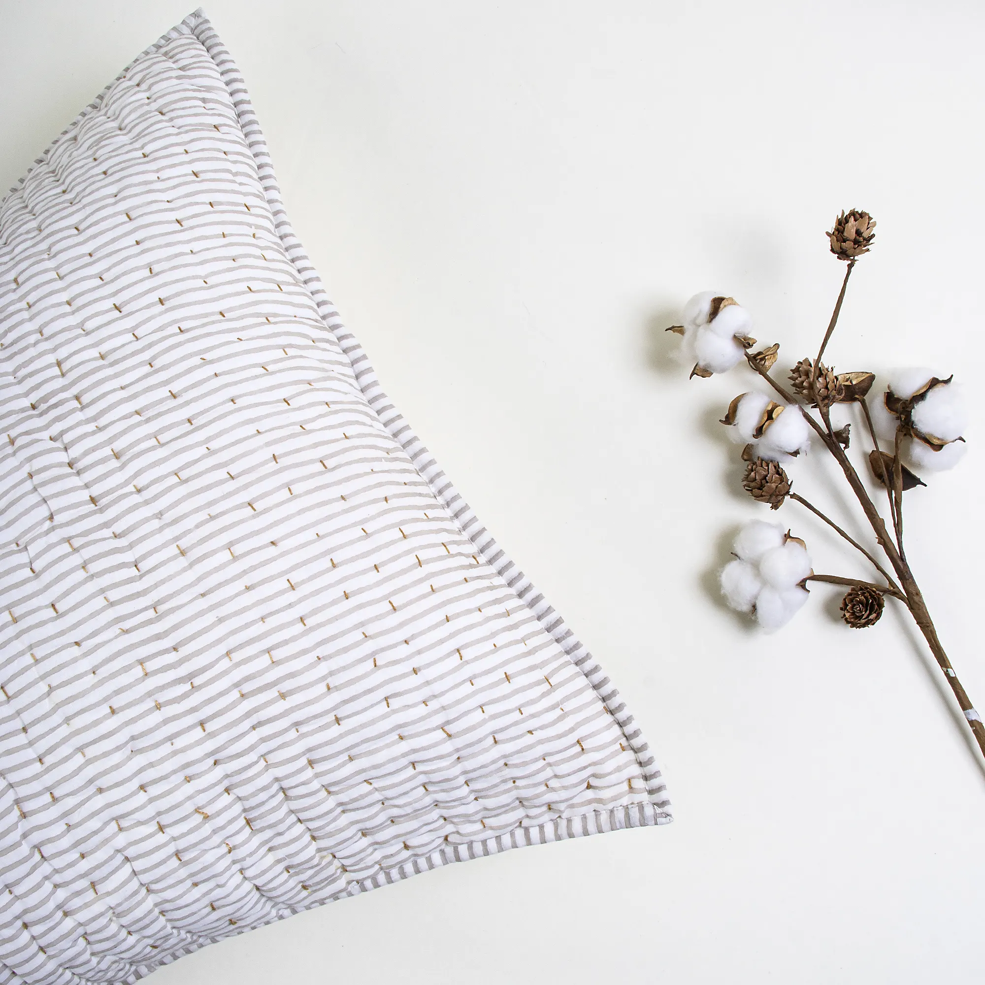Handmade Kantha Pillow Cover- Stripe - Image 4
