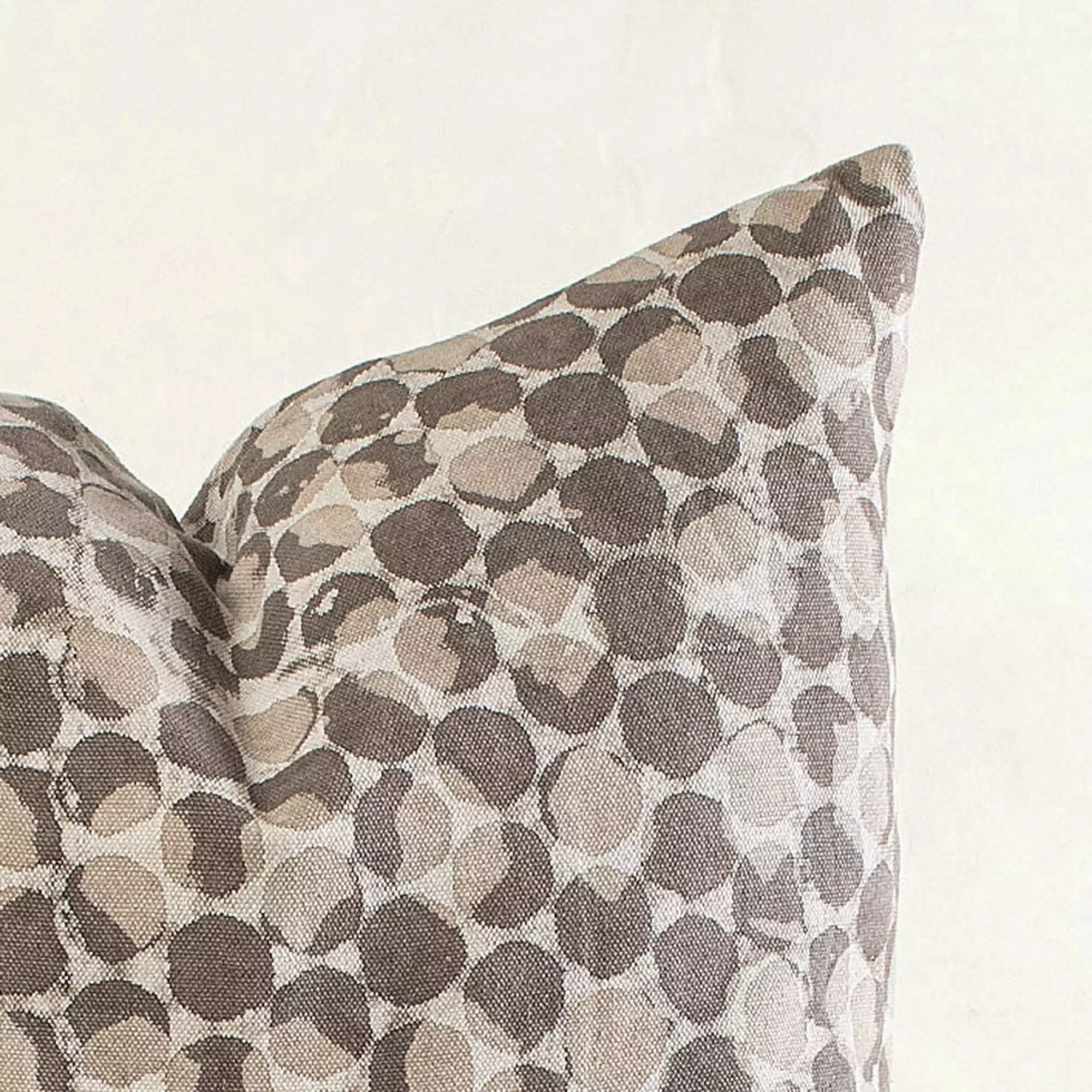 Handmade Kashish Print Cotton Canvas Cushion Cover - Image 3