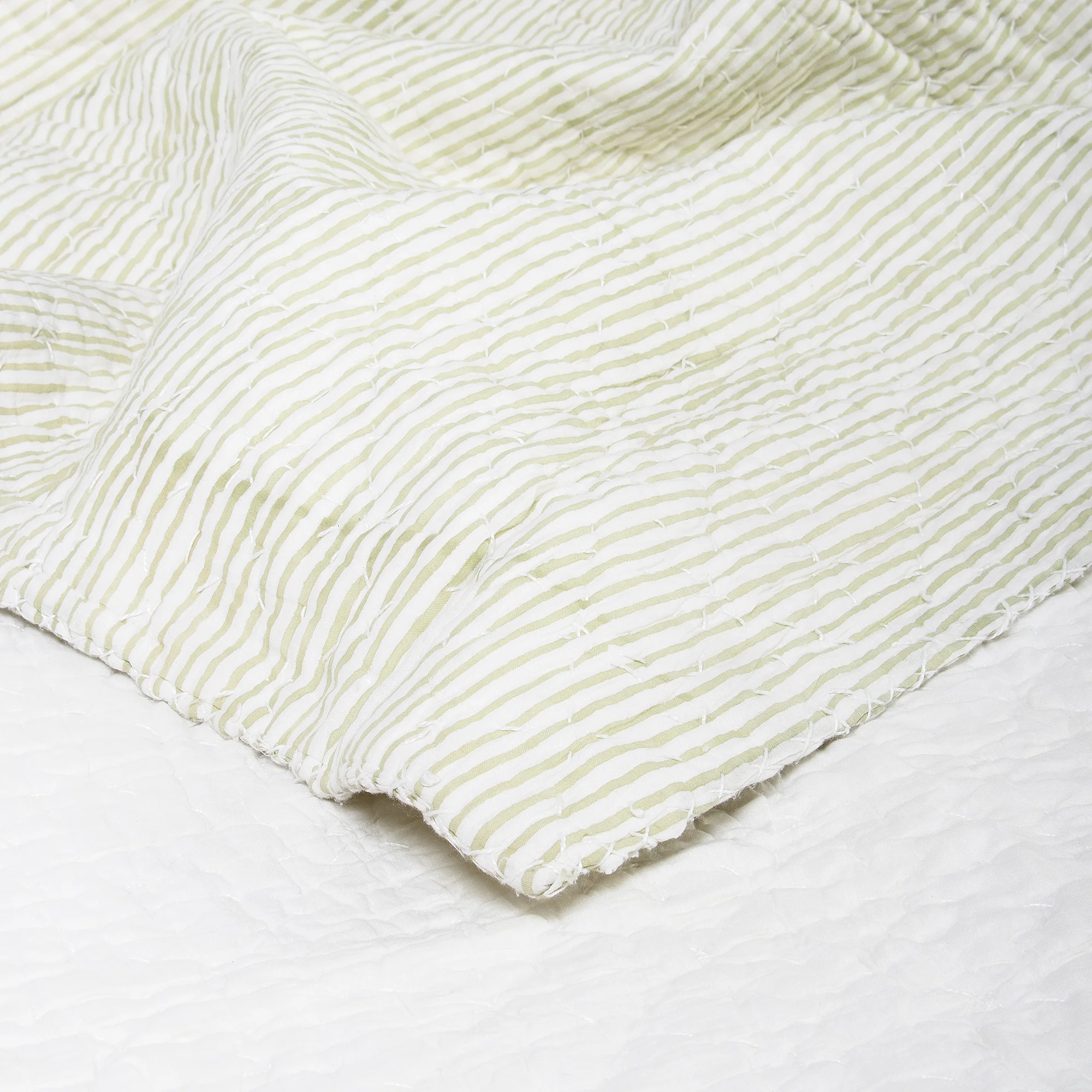 Solid Cotton Kantha Quilt – Hand-Stitched Indian Handmade Blanket - Image 5