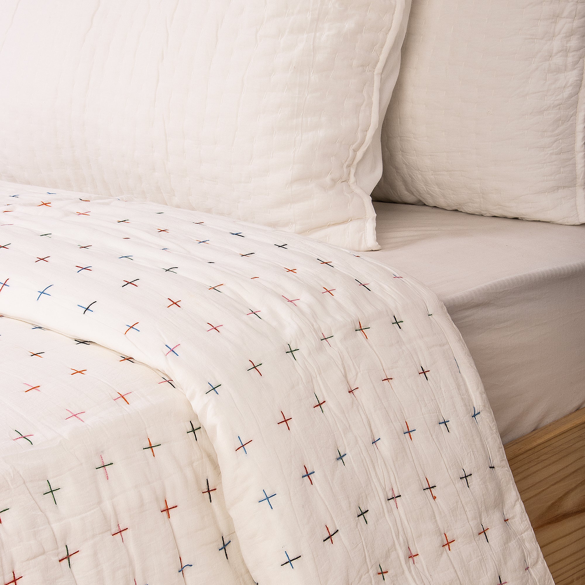 Indian Handmade Kantha Stitched Quilt Blanket - Image 7