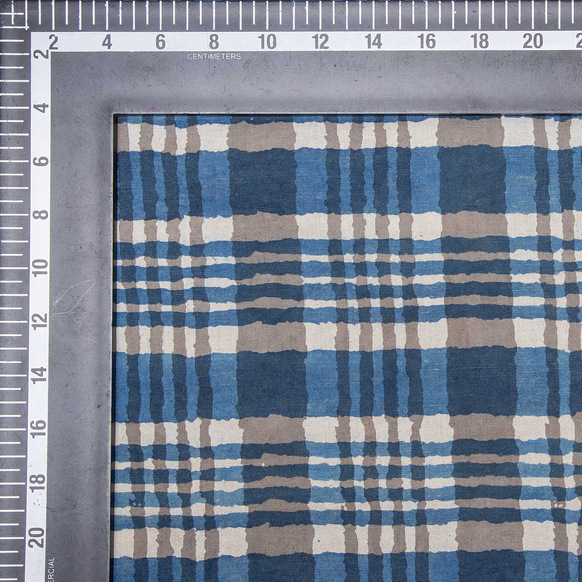 Handmade Indigo Blue Checks Print Cotton Running Fabric Cloth - Image 6
