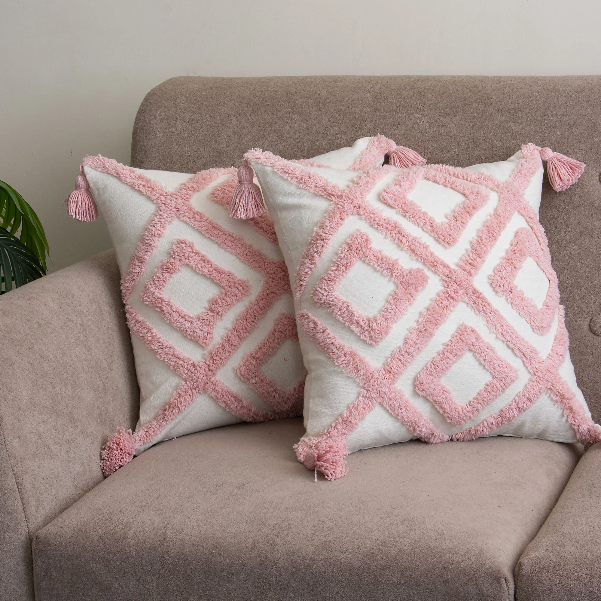 Pink Geometric Tufted Cushion Cover with Tassels Set of 2 - Image 5