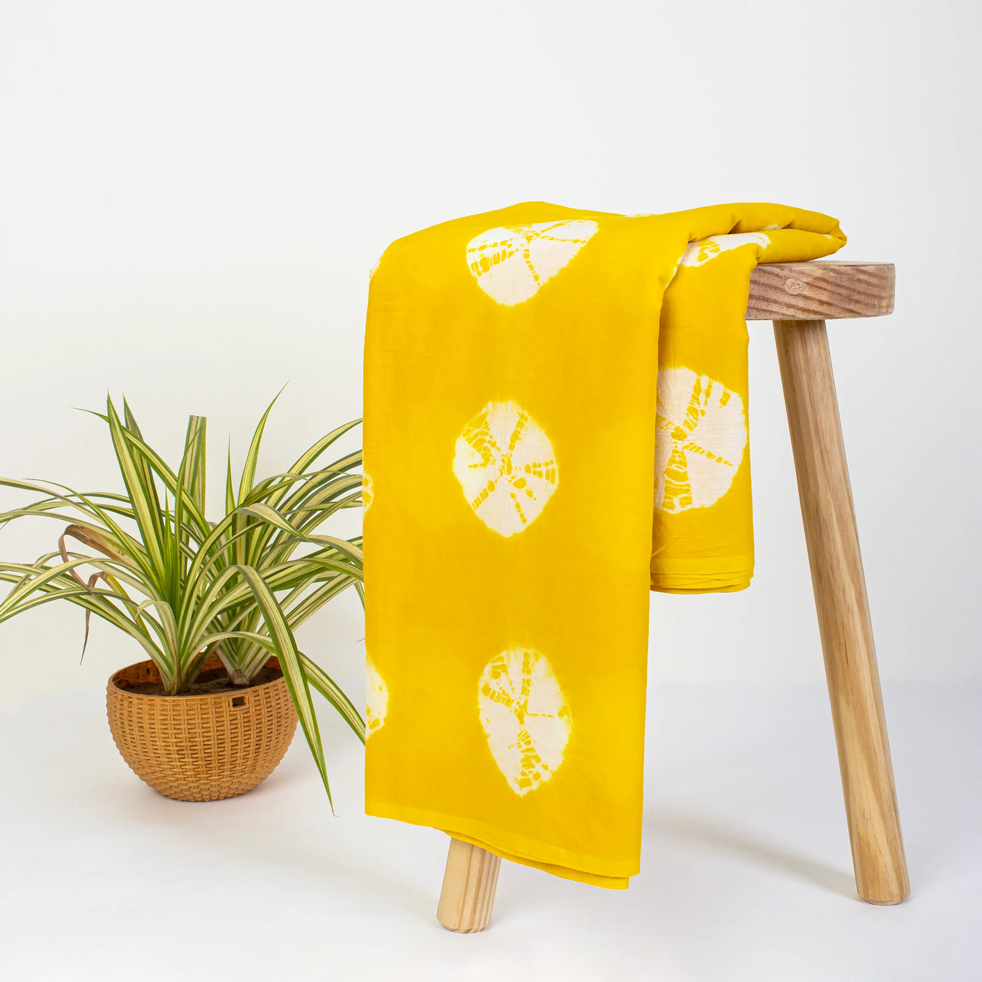 Shibori Yellow Tie Dye Fabric - Image 4