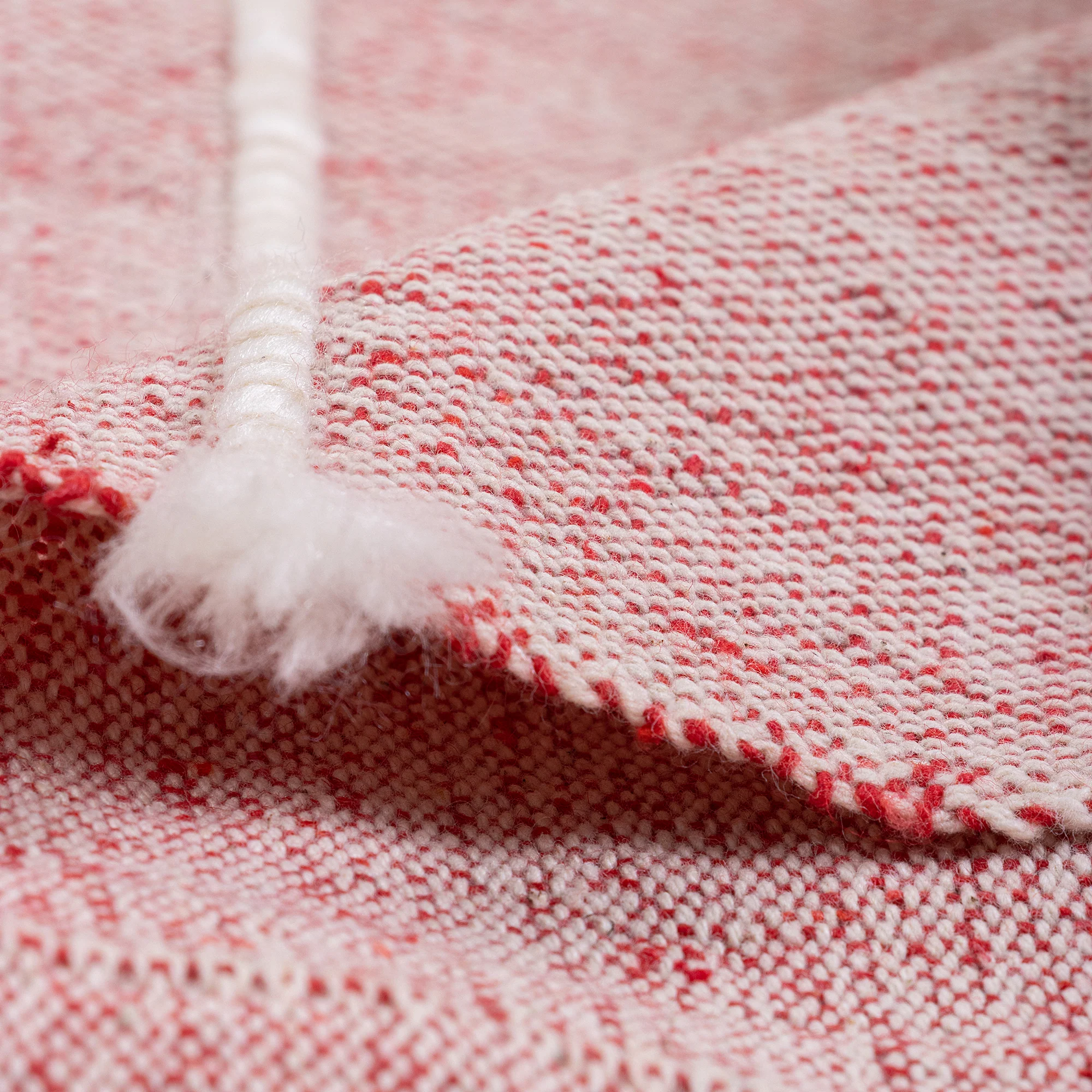Luxury Pink Pure Cotton Hand Woven Throw Blanket - Image 5