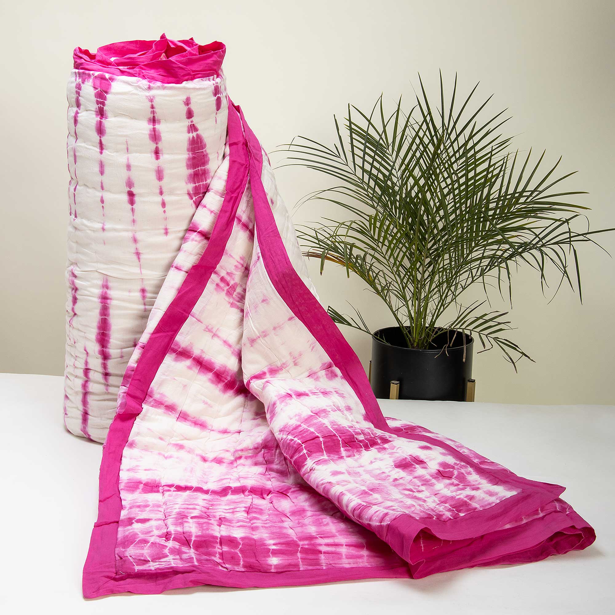 Stylish Pink Tie Dye Cotton Jaipuri Razai Quilts - Image 5