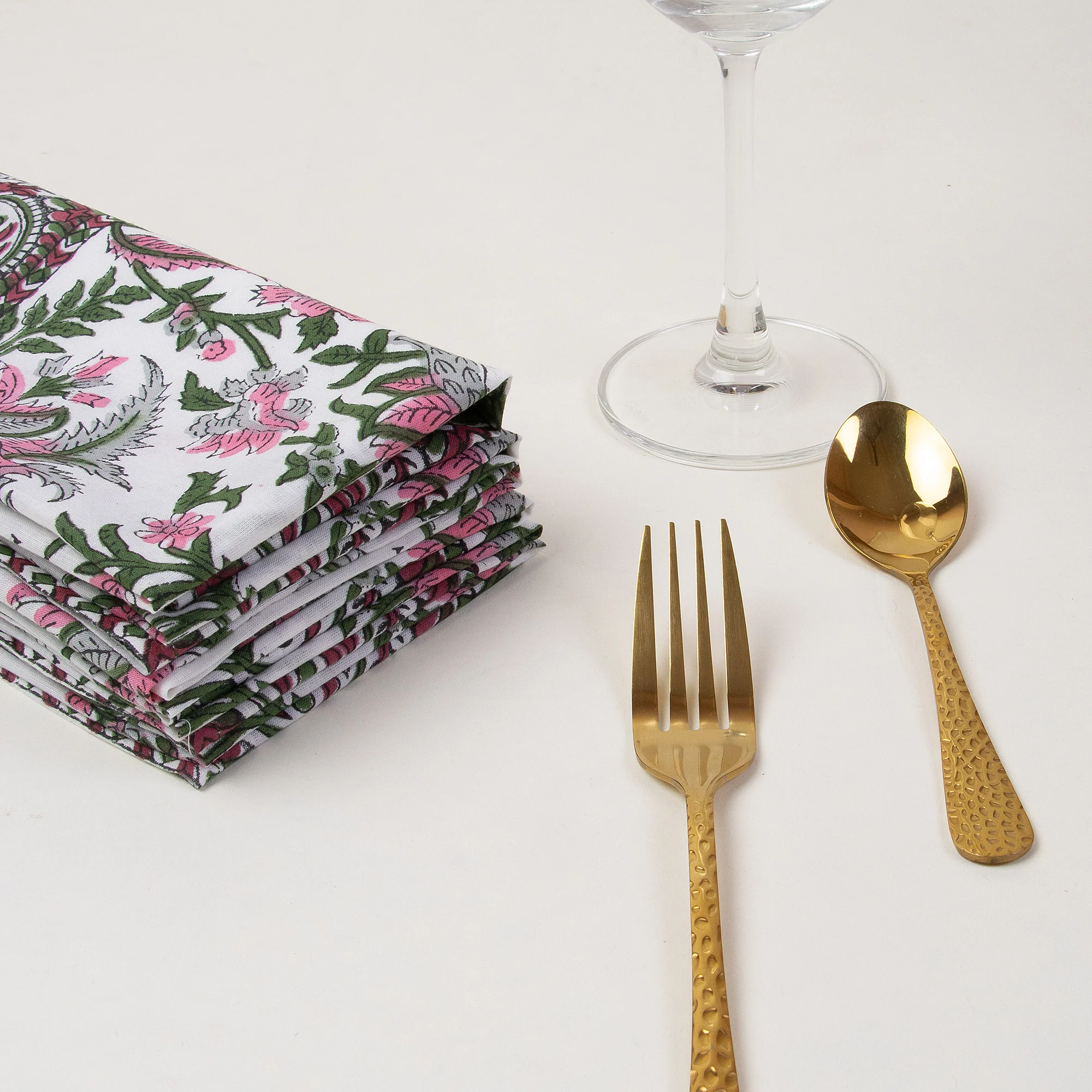 Sustainable Cotton Floral Border Napkin Cloth - Image 6