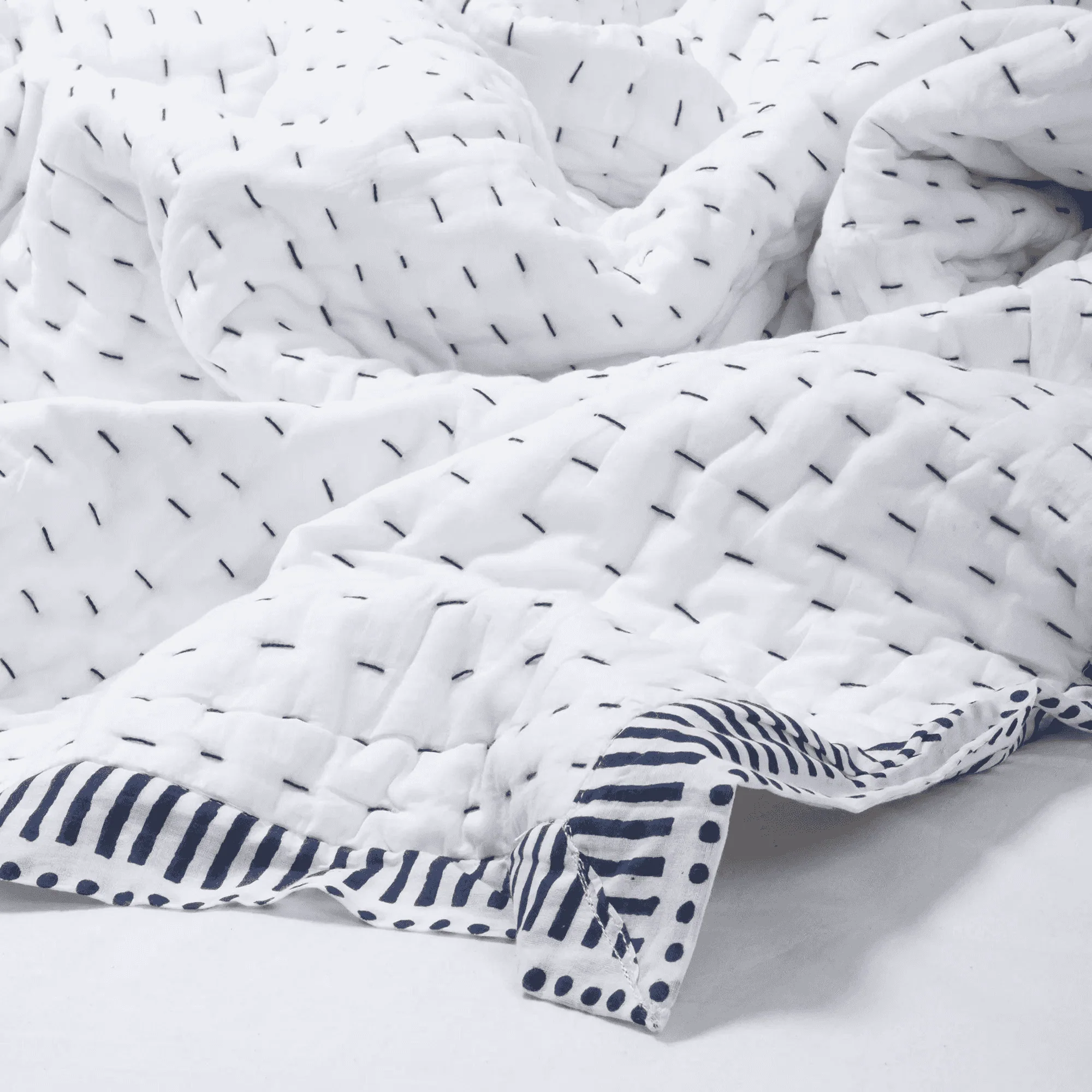 Classy White Hand Stitched Indian Cotton Kantha Quilts - Image 5